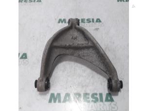 Used Rear wishbone, right Citroen C5 III Tourer (RW) 2.0 HDiF 16V Price € 35,00 Margin scheme offered by Maresia Parts