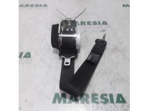 Used Rear seatbelt, left Citroen C5 III Tourer (RW) 2.0 HDiF 16V Price € 50,00 Margin scheme offered by Maresia Parts