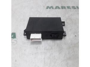 Używane Sterownik Rózne Citroen C5 III Tourer (RW) 2.0 HDiF 16V Cena € 50,00 Procedura marży oferowane przez Maresia Parts