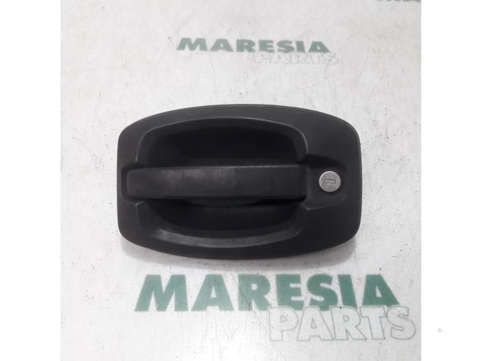 Fiat Ducato 250 carea//Lado Izquierdo Manija De Puerta Frontal 735423245 Genuino