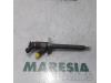 Injector (diesel) from a Peugeot 207 2010