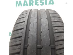 Gebrauchte Reifen Renault Clio III (BR/CR) 1.6 16V Preis € 25,00 Margenregelung angeboten von Maresia Parts