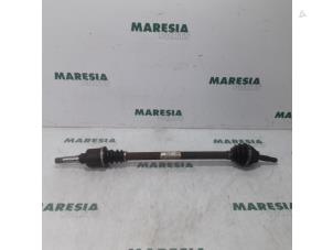 Used Front drive shaft, right Peugeot 1007 (KM) 1.6 GTI,Gentry 16V Price € 50,00 Margin scheme offered by Maresia Parts
