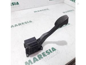 Used Throttle pedal position sensor Fiat 500 (312) 1.3 MJTD 16V Price € 30,00 Margin scheme offered by Maresia Parts