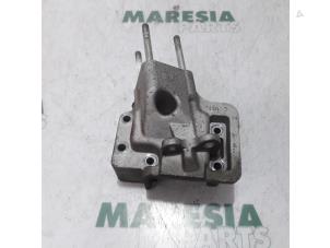 Used Engine mount Fiat Bravo (198A) 1.4 16V Price € 30,00 Margin scheme offered by Maresia Parts