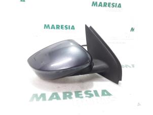 Used Wing mirror, right Fiat Stilo (192A/B) 1.6 16V 3-Drs. Price € 40,00 Margin scheme offered by Maresia Parts