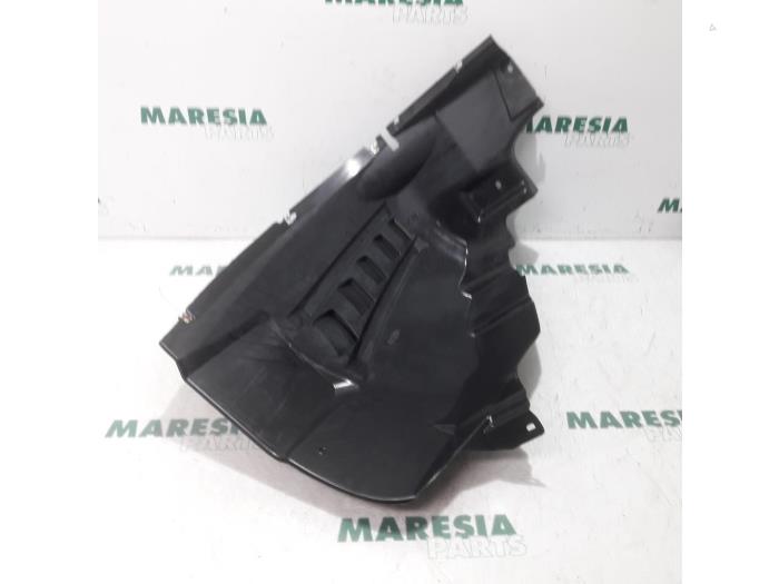 Używane Nadkole Citroen Jumper (U9) 2.2 HDi 110 Cena € 30,25 Z VAT oferowane przez Maresia Parts