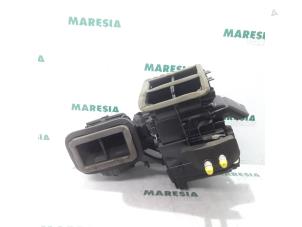 Used Heater housing Citroen Jumper (U9) 2.2 HDi 110 Euro 5 Price € 190,58 Inclusive VAT offered by Maresia Parts