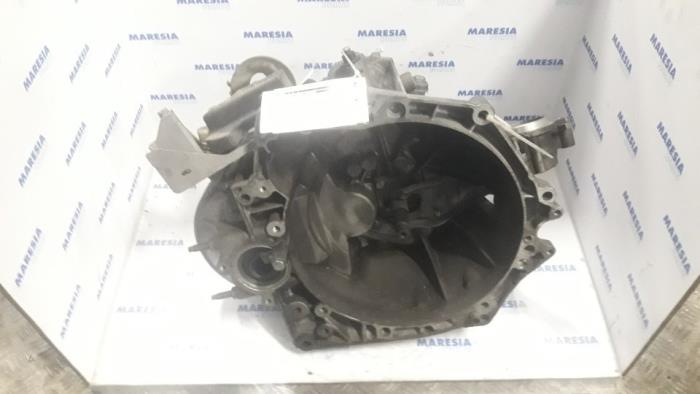 Usagé Boîte de vitesse Citroen C4 Berline (NC) 1.6 16V VTi Prix € 345,00 Règlement à la marge proposé par Maresia Parts