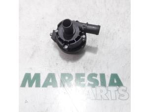 Usados Bomba de agua Fiat Talento 1.6 EcoJet BiTurbo 145 Precio € 78,65 IVA incluido ofrecido por Maresia Parts