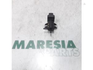 Used Vacuum valve Fiat Talento 1.6 EcoJet BiTurbo 145 Price € 42,35 Inclusive VAT offered by Maresia Parts