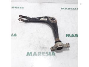 Used Front lower wishbone, left Citroen C5 III Tourer (RW) 2.0 HDiF 16V Price € 30,00 Margin scheme offered by Maresia Parts