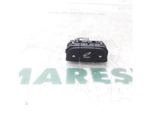 Used Switch Citroen C5 III Tourer (RW) 2.0 HDiF 16V Price € 15,00 Margin scheme offered by Maresia Parts