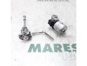 Gebrauchte Zündschloss + Schlüssel Citroen C5 III Tourer (RW) 2.0 HDiF 16V Preis € 40,00 Margenregelung angeboten von Maresia Parts