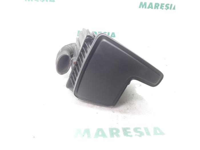 Gebrauchte Luftfiltergehäuse Renault Twingo II (CN) 1.5 dCi 90 FAP Preis € 50,00 Margenregelung angeboten von Maresia Parts