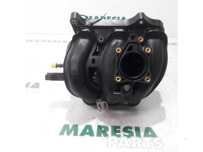Begagnade Insugsrör Citroen C1 1.0 12V Pris € 29,99 Marginaltabell erbjuds av Maresia Parts