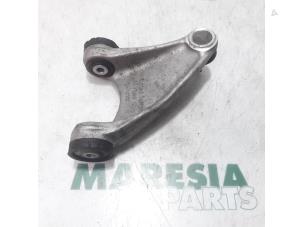 Używane Wahacz zawieszenia górny prawy przód Alfa Romeo 156 Sportwagon (932) 1.9 JTD 16V Cena € 25,00 Procedura marży oferowane przez Maresia Parts