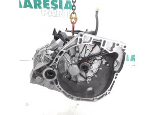 Usagé Boîte de vitesse Renault Scénic IV (RFAJ) 1.2 TCE 115 16V Prix € 892,50 Règlement à la marge proposé par Maresia Parts