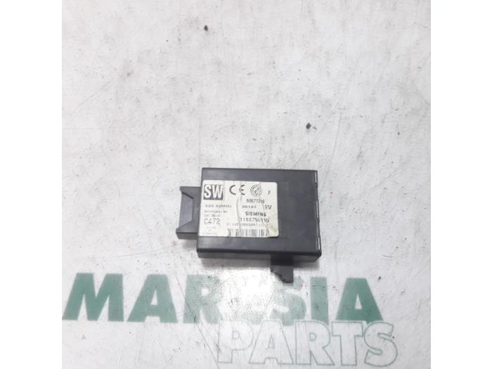 Usagé Ordinateur divers Alfa Romeo 156 Sportwagon (932) 1.9 JTD 16V Prix € 50,00 Règlement à la marge proposé par Maresia Parts