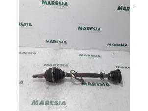 Used Front drive shaft, left Renault Master III (FD/HD) 2.2 dCi 16V Price € 190,58 Inclusive VAT offered by Maresia Parts