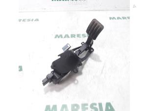 Used Throttle pedal position sensor Citroen Jumpy (G9) 1.6 HDI Price € 90,75 Inclusive VAT offered by Maresia Parts