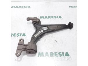 Used Front lower wishbone, right Citroen Jumpy (G9) 1.6 HDI Price € 42,35 Inclusive VAT offered by Maresia Parts
