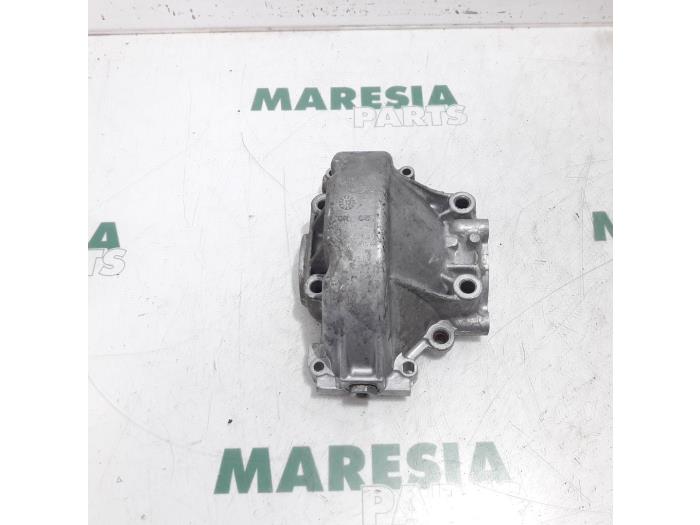 Usagé Cache boite de vitesses Peugeot Partner (GC/GF/GG/GJ/GK) 1.6 HDI 90 Prix € 127,05 Prix TTC proposé par Maresia Parts