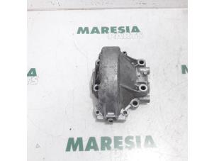 Used Gearbox casing Peugeot Partner (GC/GF/GG/GJ/GK) 1.6 HDI 90 Price € 127,05 Inclusive VAT offered by Maresia Parts