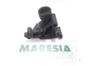 Used Water pipe Peugeot 307 CC (3B) 2.0 16V Price € 25,00 Margin scheme offered by Maresia Parts