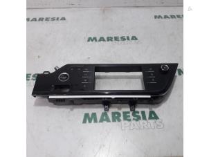 Used Multi-media control unit Citroen C4 Picasso (3D/3E) 1.6 e-Hdi, BlueHDi 115 Price € 105,00 Margin scheme offered by Maresia Parts