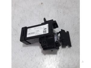 Used Card reader (lock) Citroen C4 Picasso (3D/3E) 1.6 e-Hdi, BlueHDi 115 Price € 35,00 Margin scheme offered by Maresia Parts