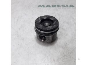 Used Piston Citroen C3 Picasso (SH) 1.6 HDi 16V 90 Price € 35,00 Margin scheme offered by Maresia Parts