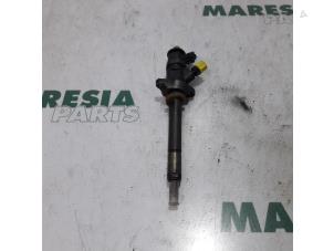 Usagé Injecteur (diesel) Citroen C3 Picasso Prix € 90,00 Règlement à la marge proposé par Maresia Parts