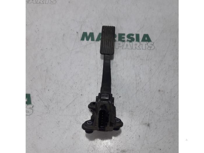 Begagnade Gaspedalsensor Citroen C-Crosser 2.2 HDiF 16V Pris € 70,00 Marginaltabell erbjuds av Maresia Parts