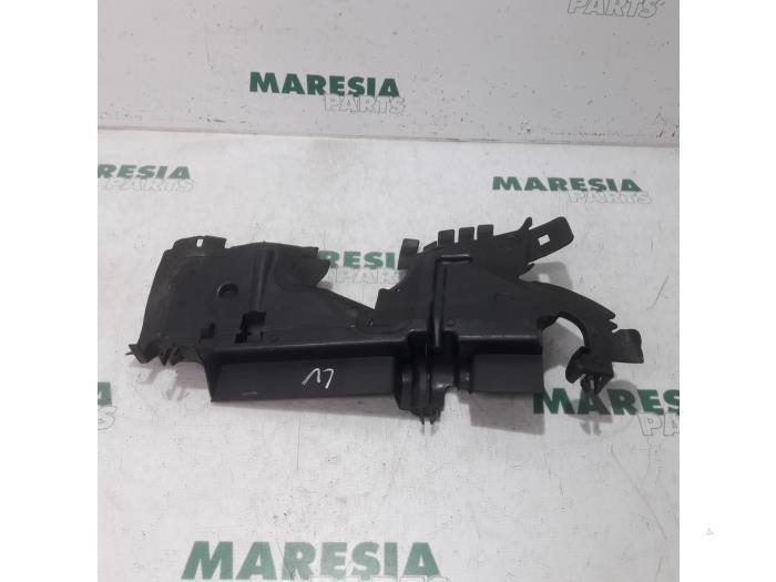 Begagnade Front Citroen C5 III Berline (RD) 2.0 HDiF 16V Pris € 25,00 Marginaltabell erbjuds av Maresia Parts