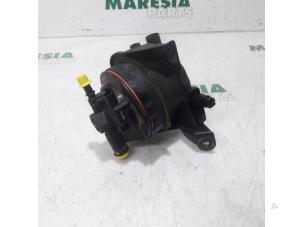 Used Fuel filter housing Citroen C5 III Berline (RD) 2.0 HDiF 16V Price € 50,00 Margin scheme offered by Maresia Parts
