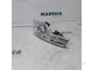 Used Indicator, left Citroen C5 III Berline (RD) 2.0 HDiF 16V Price € 45,00 Margin scheme offered by Maresia Parts