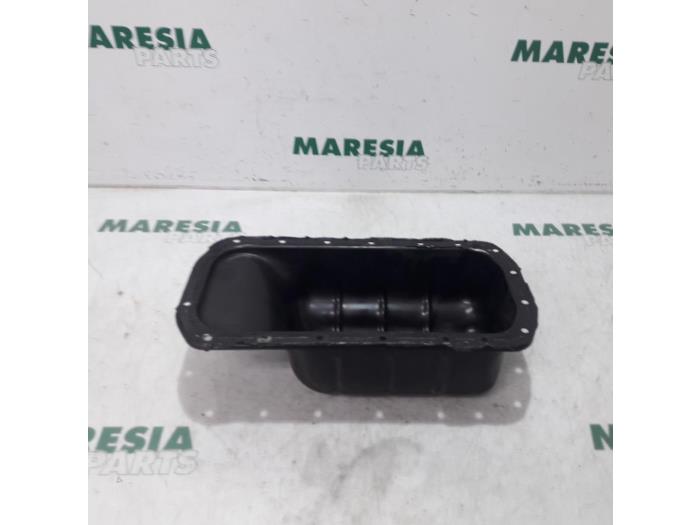 Gebrauchte Ölwanne Peugeot 207/207+ (WA/WC/WM) 1.6 HDi 16V Preis € 29,99 Margenregelung angeboten von Maresia Parts