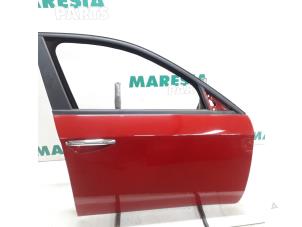 Używane Drzwi prawe przednie wersja 4-drzwiowa Alfa Romeo 159 Sportwagon (939BX) 3.2 JTS V6 24V Cena € 85,00 Procedura marży oferowane przez Maresia Parts