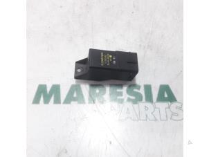 Used Glow plug relay Citroen C5 III Berline (RD) 2.0 HDiF 16V Price € 25,00 Margin scheme offered by Maresia Parts