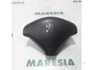 Used Left airbag (steering wheel) Peugeot 307 CC (3B) 2.0 16V Price € 25,00 Margin scheme offered by Maresia Parts