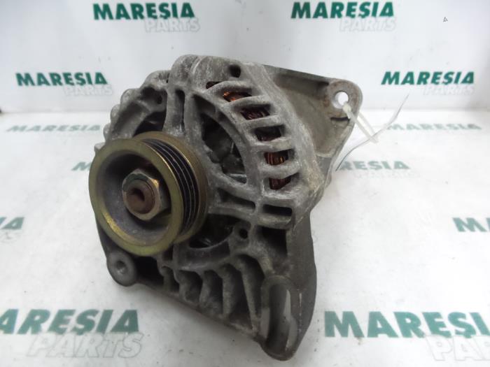 Used Dynamo Fiat Punto II (188) 1.2 60 S Price € 35,00 Margin scheme offered by Maresia Parts