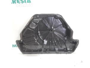 Usados Caja de rueda de repuesto Renault Megane III Grandtour (KZ) 1.5 dCi 110 Precio € 98,00 Norma de margen ofrecido por Maresia Parts