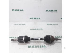 Used Front drive shaft, right Alfa Romeo 159 Sportwagon (939BX) 3.2 JTS V6 24V Price € 157,50 Margin scheme offered by Maresia Parts