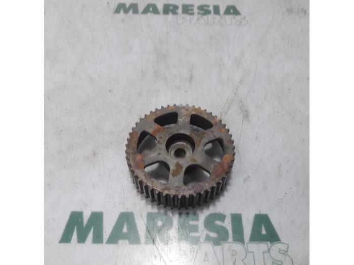 Begagnade Kamaxeldrev Fiat Stilo MW (192C) 1.6 16V Pris € 25,00 Marginaltabell erbjuds av Maresia Parts