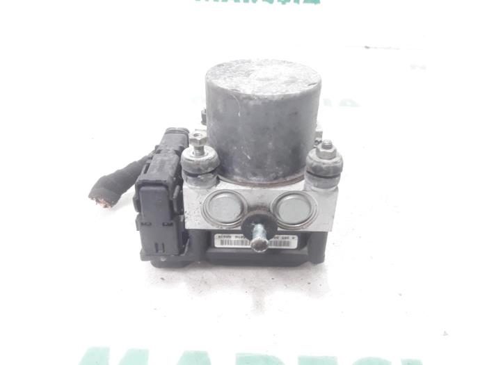 ABS pump Fiat Idea 1.4 16V - 71719582 843A1000 BOSCH