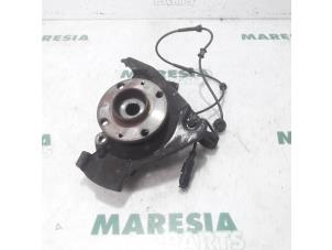 Used Knuckle, front left Fiat Idea (350AX) 1.4 16V Price € 35,00 Margin scheme offered by Maresia Parts