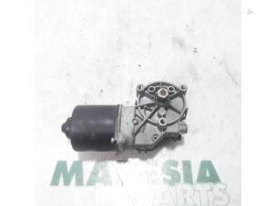 Used Front wiper motor Fiat Idea (350AX) 1.4 16V Price € 30,00 Margin scheme offered by Maresia Parts