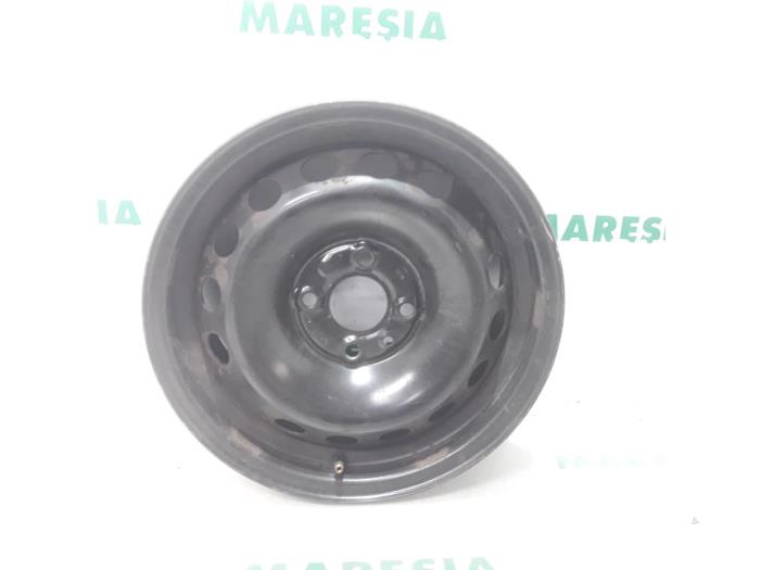 Używane Obrecz Fiat Idea (350AX) 1.4 16V Cena € 20,00 Procedura marży oferowane przez Maresia Parts