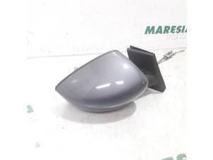 Used Wing mirror, right Fiat Idea (350AX) 1.4 16V Price € 50,00 Margin scheme offered by Maresia Parts